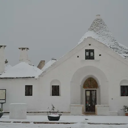 Il Trullo Del Palmento Holiday home *